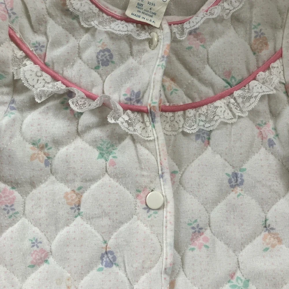 Candlesticks VTG Girls Long Quilted Robe Button Front Sz 6 Floral Union Made - Picture 2 of 4
